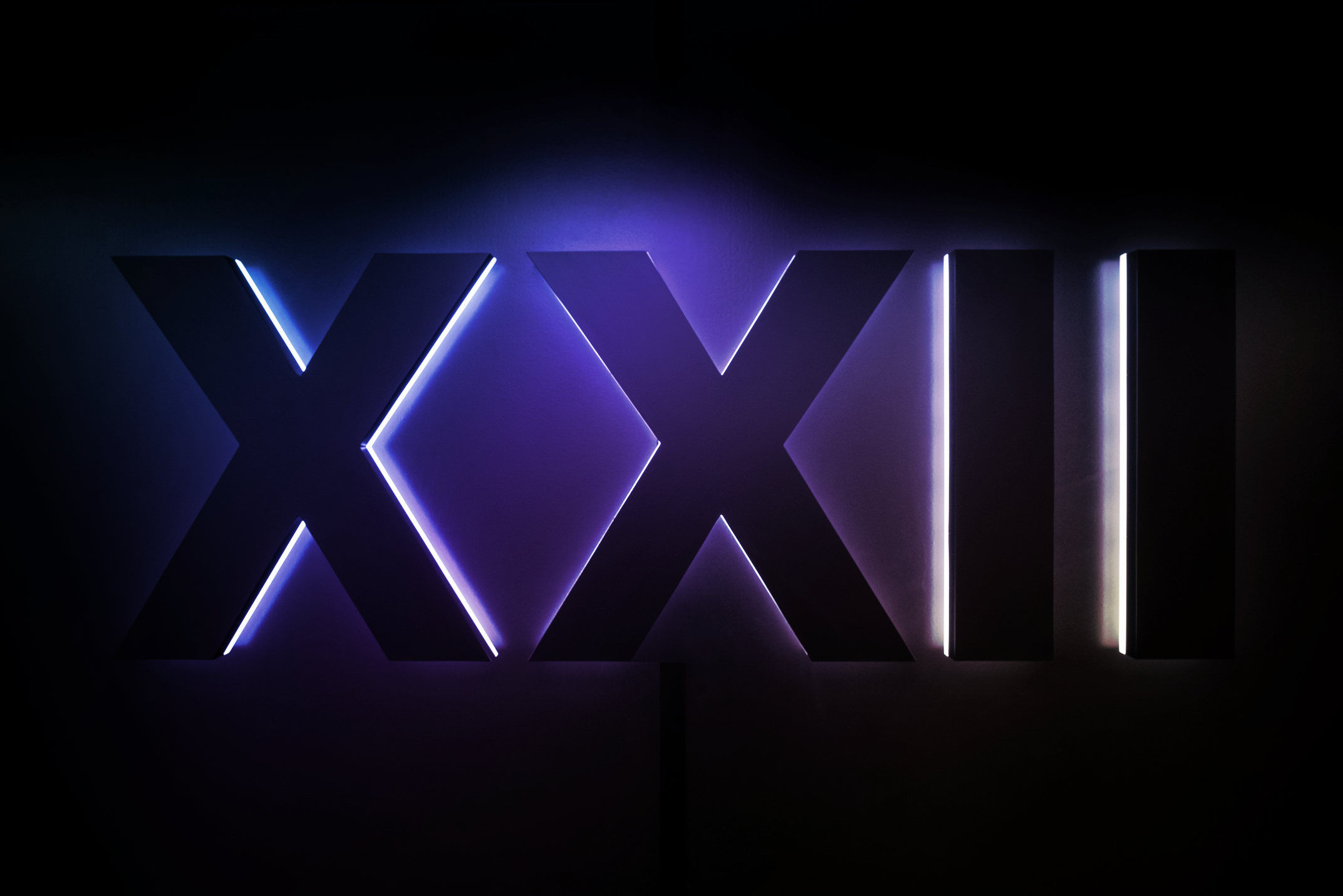 Logo lumineux XXII (22), l’entreprise française d’intelligence artificielle spécialisée en vision par ordinateur et innovation technologique.
